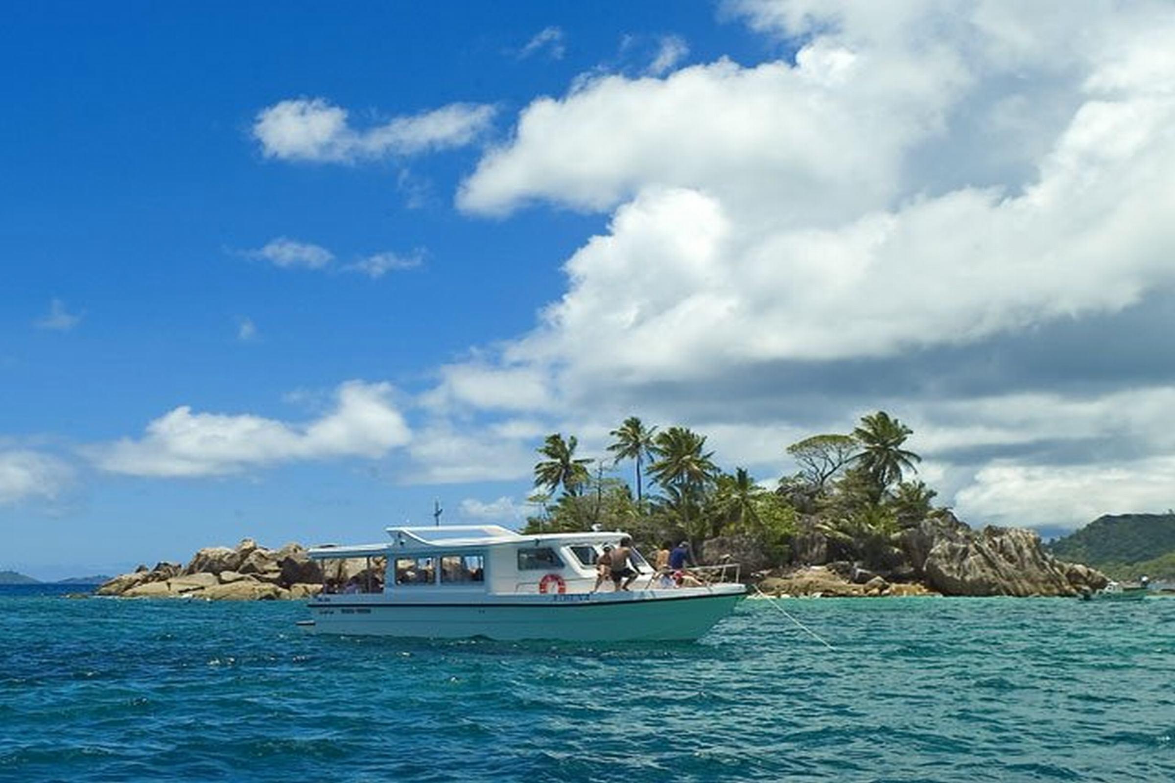 Le Domaine De La Reserve Anse Volbert Village  Exterior photo