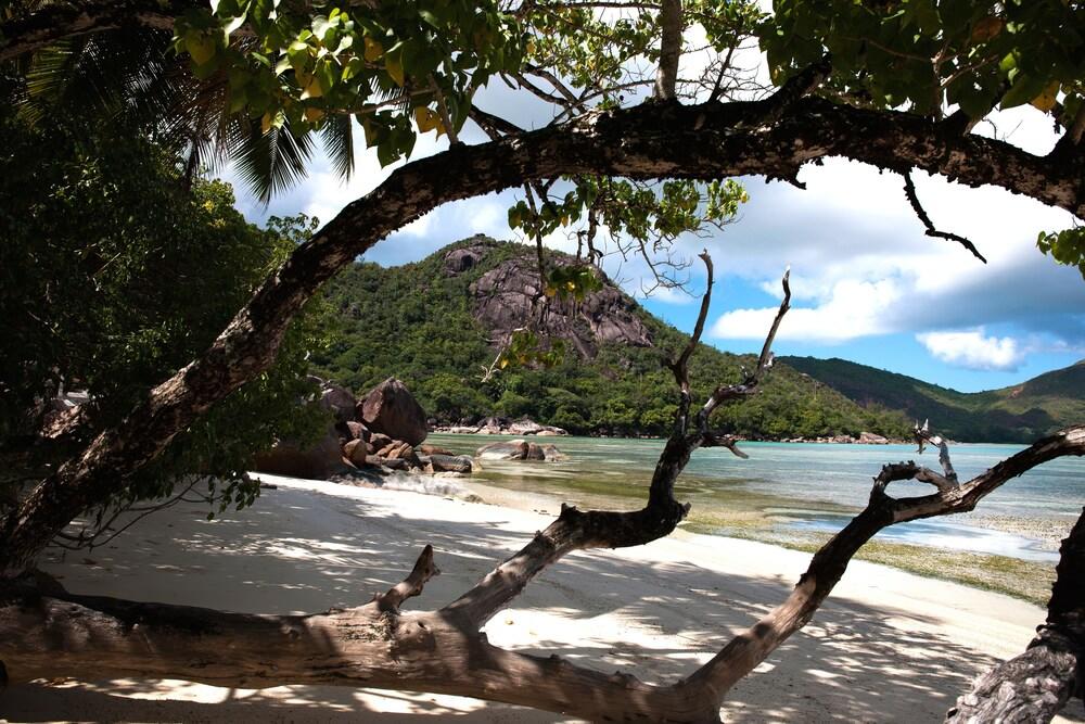 Le Domaine De La Reserve Anse Volbert Village  Exterior photo